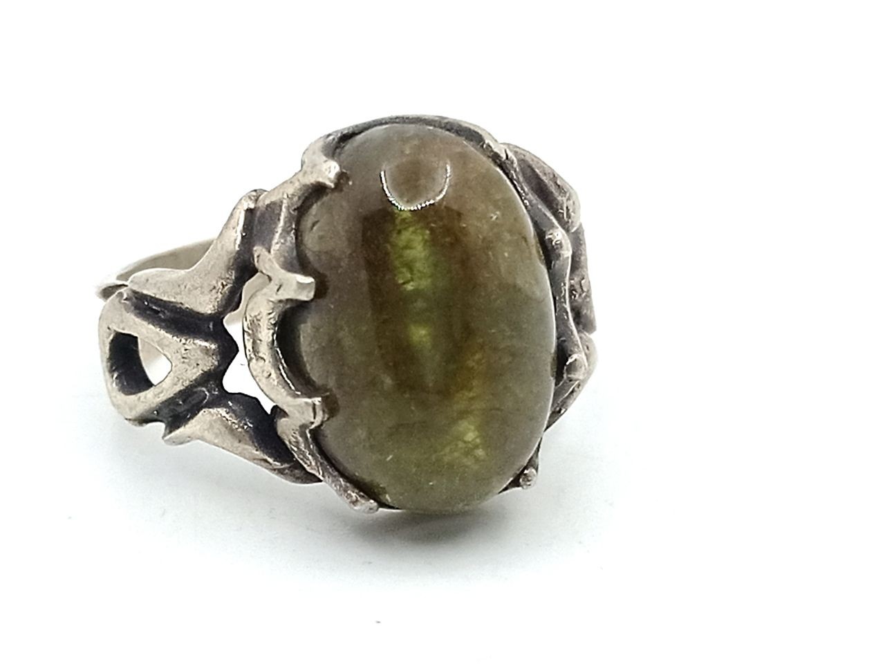 Butterstone ring