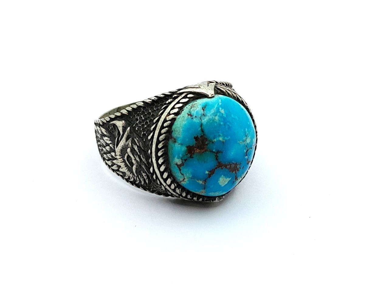Ring with a turquoise stone